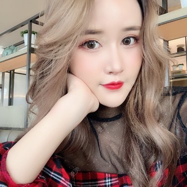 更美用户THBdLsb5f0