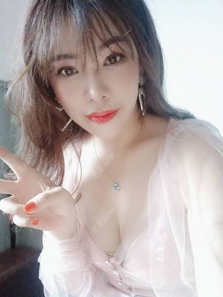 更美 - 琵琶弦的自体脂肪填充泪沟经验 | 自体脂肪丰面颊 | 自体脂肪丰唇 | 自体脂肪丰苹果肌 | 自体脂肪填充泪沟 | 自体脂肪隆鼻 | 自体脂肪垫下巴 | 自体脂肪丰太阳穴 | 自体脂肪丰额头 | 自体脂肪全面部填充 | 自体脂肪面部填充