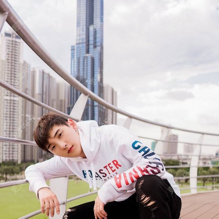 更美 - 刘汐麟的近视矫正经验 | 更美研究所 | ICL晶体植入 | 上海 | 近视矫正