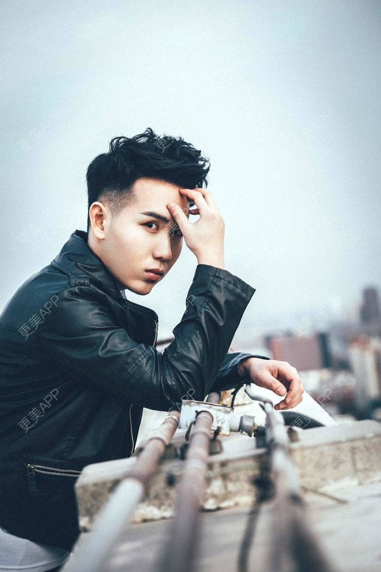 更帅锅一枚的全切双眼皮日记