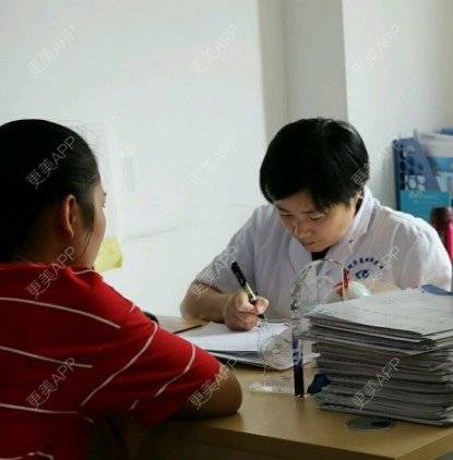 更美 - 深圳华厦眼科医院的ICL晶体植入经验 | ICL晶体植入