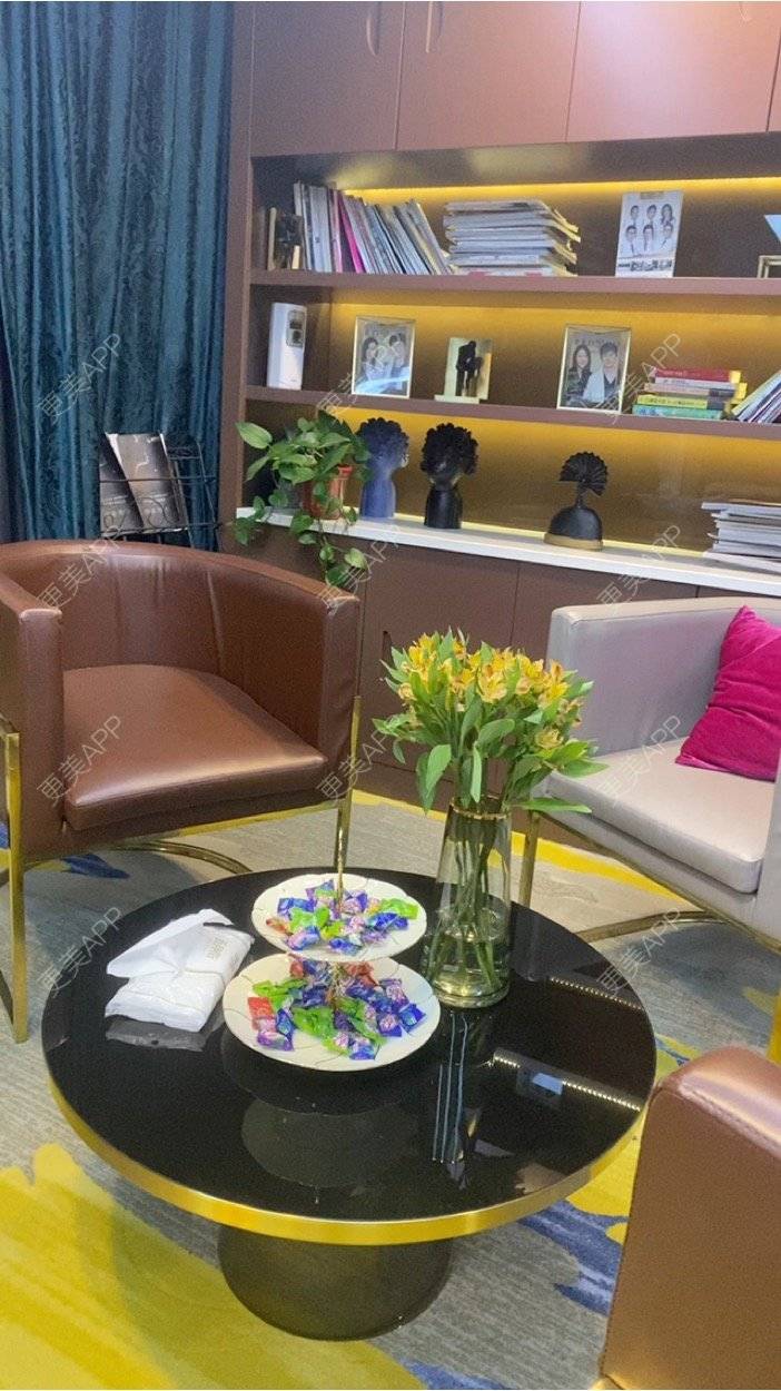 更美 - 更美用户blyarlQZap的玻尿酸套餐经验 | 南京 | 玻尿酸套餐