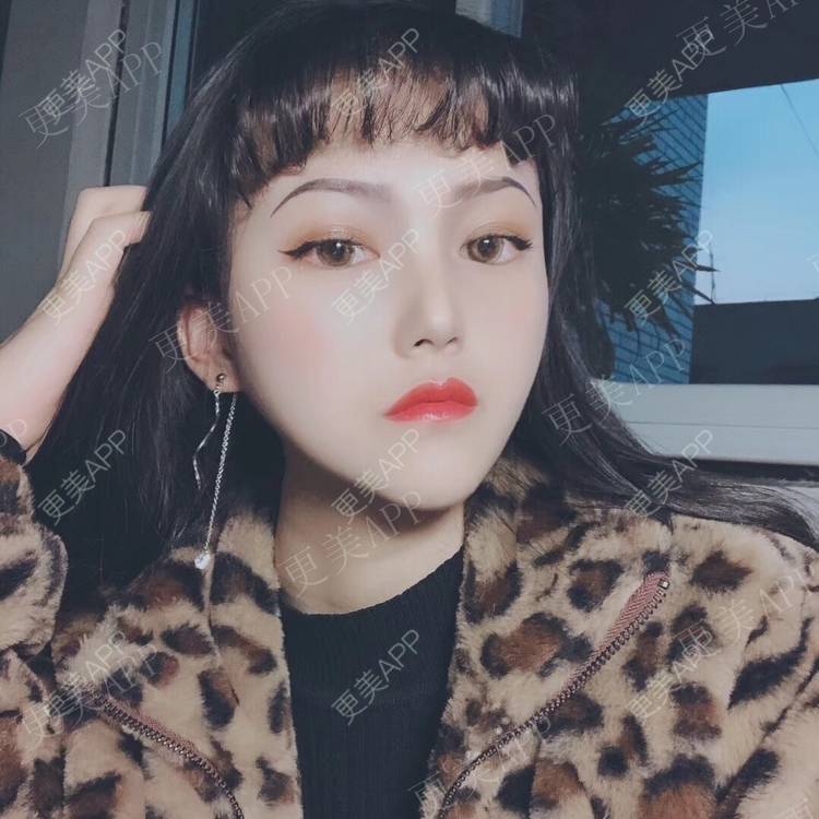 更美 - ⌒★.感情上的伤偻的下巴经验 | 下巴 | 下颌角 | 缩下巴 | 成都 | 视频日记