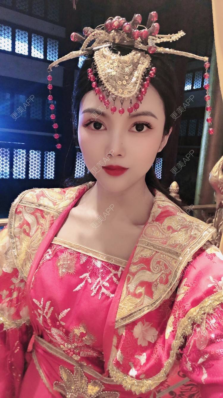 更美 - 更美用户T3PhxaY9Vo的玻尿酸下巴经验 | 广州 | 视频日记 | 玻尿酸下巴