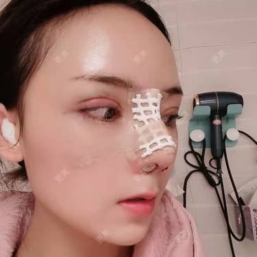 更美用户RUDkRBxIQc