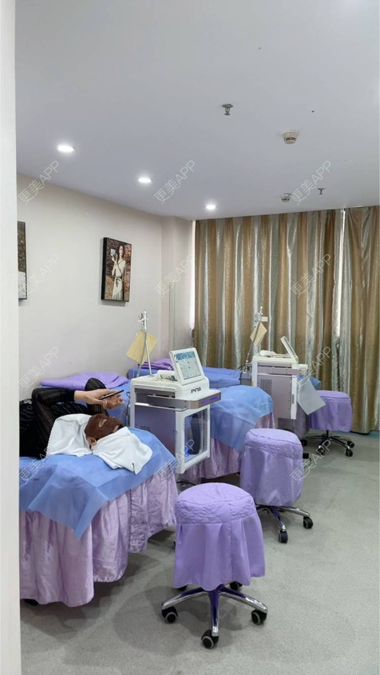 更美 - 更美用户6Q9QV5mab7的红蓝光清痘经验 | 深圳 | 红蓝光清痘