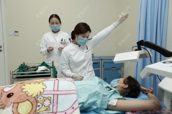 更美 - 更美用户Eqc9l8PMem的手术除腋臭经验 | 手术除腋臭