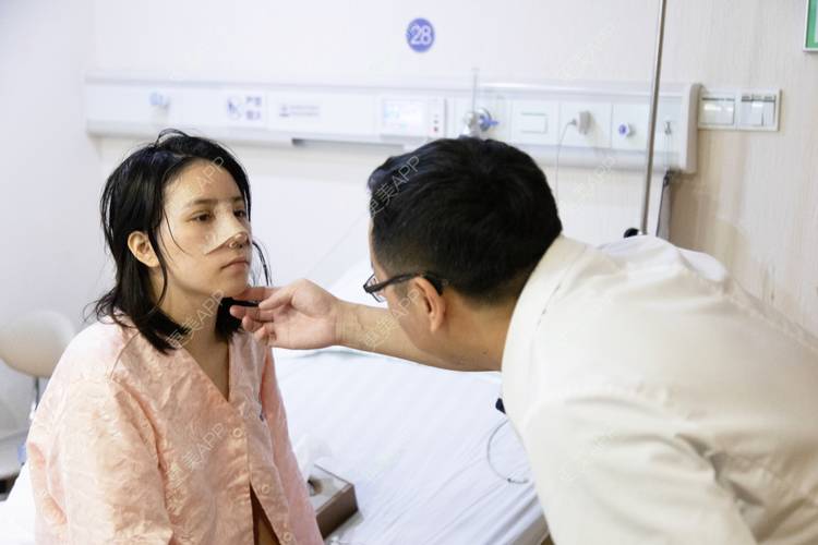 更美 - 琪琪琪琪琪琪琪琪琪的鼻部多项经验 | 鼻部多项 | 深圳