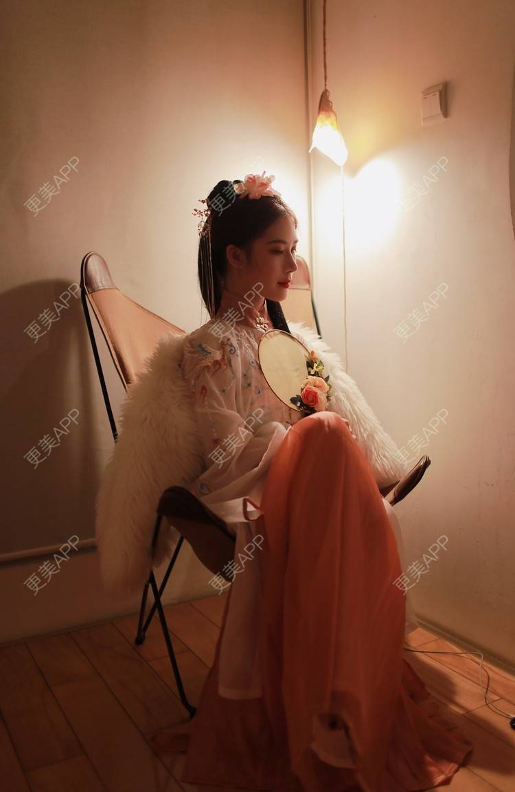 更美 - 自戳双眼练盲僧盅的鼻部多项经验 | 鼻形态修复 | 鼻中隔软骨隆鼻 | 膨体隆鼻 | 硅胶隆鼻 | 肋软骨隆鼻 | 鼻部多项 | 耳软骨隆鼻 | 鼻翼缩小 | 南宁