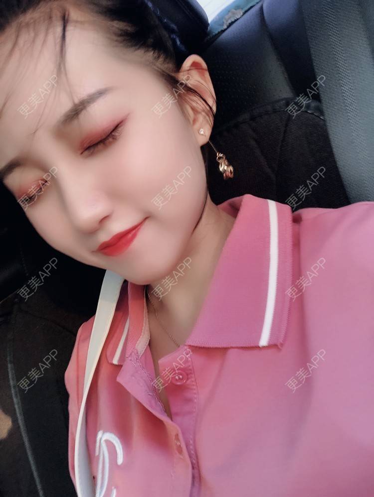 更美 - 更美用户gTfbaSPG8z的硅胶垫下巴经验 | 硅胶垫下巴 | 长沙