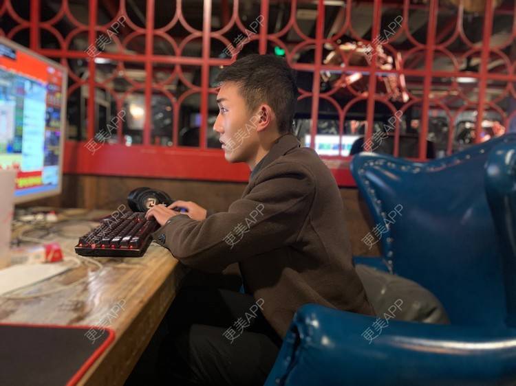 更美 - D调··的植发际线经验 | 植发际线 | 成都