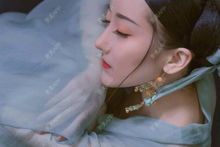 更美 - 人穷志不穷！人的隆鼻经验 | 成都 | 视频日记 | 隆鼻