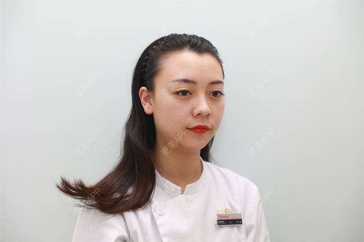 更美 - 更美用户SZtJ7rlAO4的植发际线经验 | 植发际线