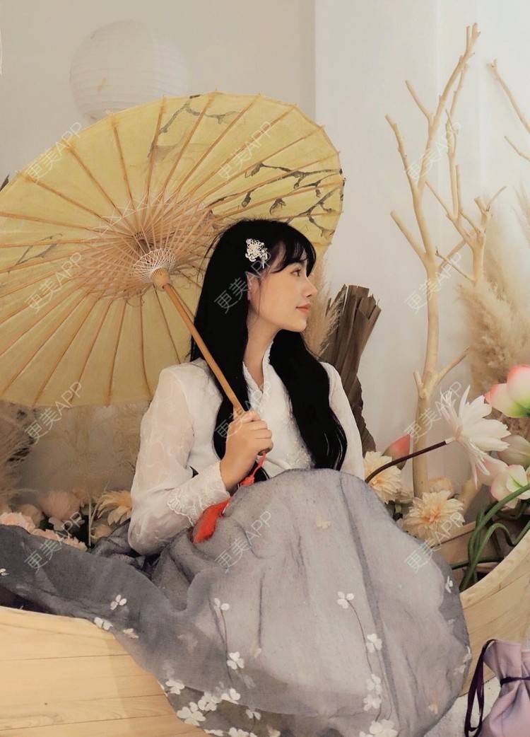 更美 - 更美用户qJk0qSX0l2的硅胶隆鼻经验 | 硅胶隆鼻 | 视频日记 | 深圳