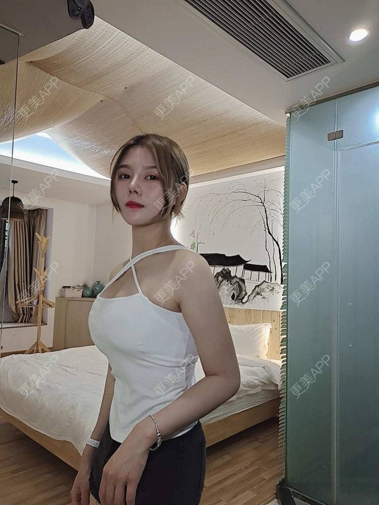 更美用户iolsngvsgo的丰胸隆胸日记