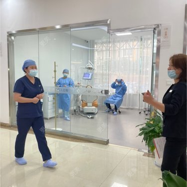 徐薇 医生