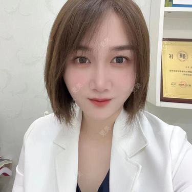 张雪莹 医生